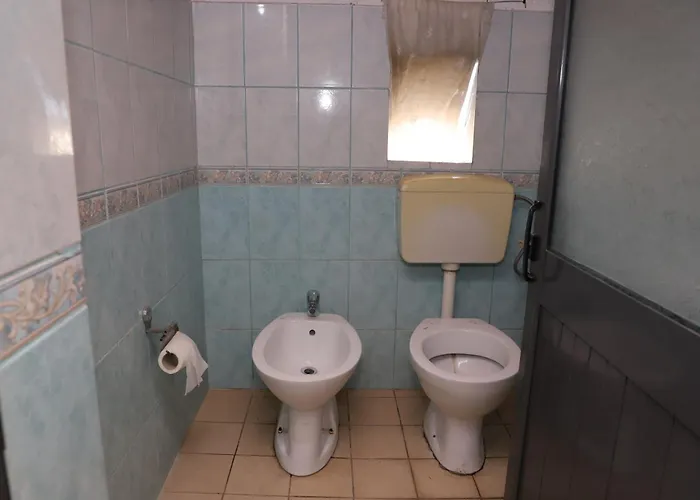 Airbase Maison d'hôtes Dimal