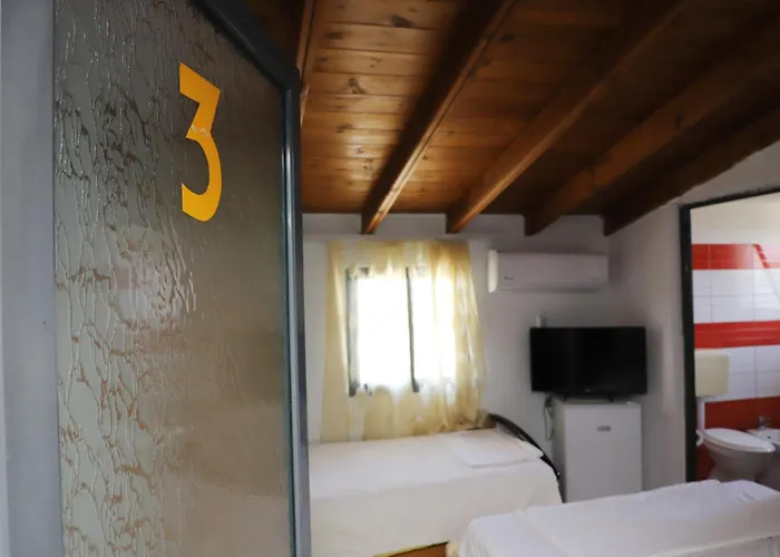 Airbase Maison d'hôtes *