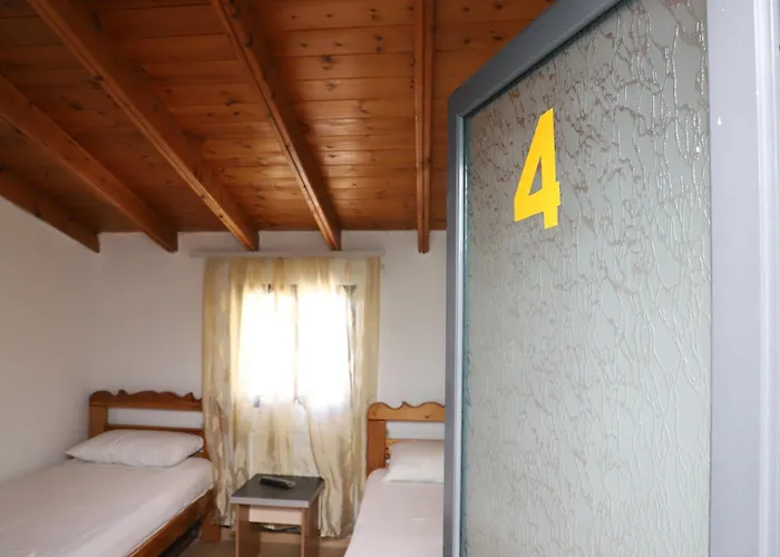 Airbase Maison d'hôtes Dimal